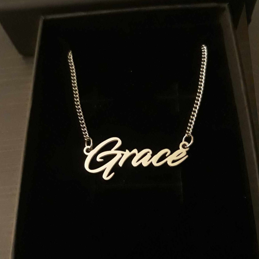 Infinite-Stroke Name Necklace